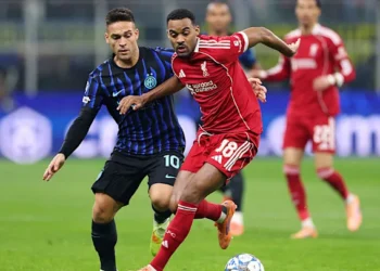Liverpool salió airoso de Milán ante el Inter