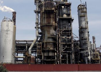 Venezuela se acerca a una paralización de su producción petrolera debido a las restricciones impuestas por EEUU