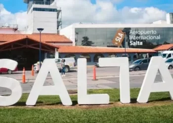 Salta se consolida como puerta de entrada al norte argentino con un 47% más de pasajeros internacionales
