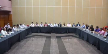 Gobierno y gremios abrieron una instancia de revisión paritaria