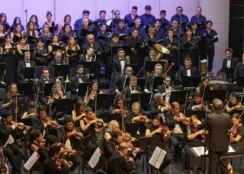 “Salta de Fiesta: un concierto sinfónico–coral abrirá la temporada navideña en la Catedral”