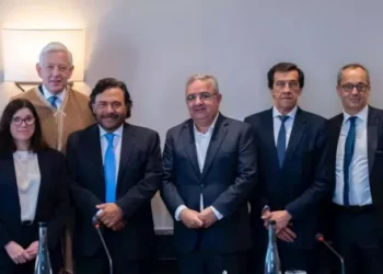 Gobernadores del NOA se reunieron con Rio Tinto, la minera que invertirá US$ 2.500 millones en Salta