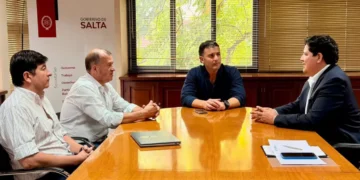 El Quebrachal: Aguas del Norte avanza con la regularización de las conexiones domiciliarias