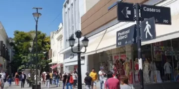 Definieron los horarios comerciales para Navidad y Año Nuevo en la provincia