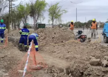 Aguas del Norte refuerza el servicio en zona norte con un nexo entre acueductos