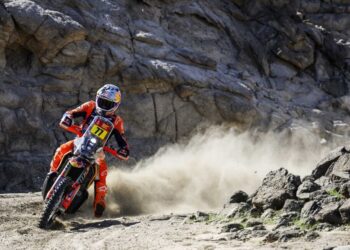Dakar 2026: Luciano Benavides se mantiene en la pelea