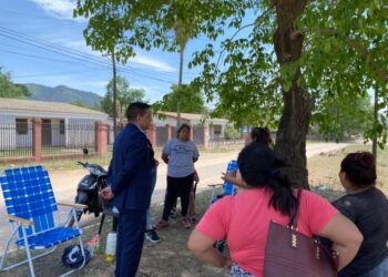 Aguaray: El intendente Guillermo Alemán mantuvo una reunión con madres de alumnos que toman la Escuela Especial