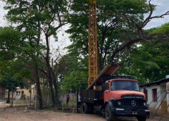 Aguaray: Comenzaron los trabajos de refuncionalización del pozo de agua en Piquirenda Viejo