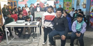 Aguaray: Taller de prevención de adicciones en la Escuela de Capiazuti