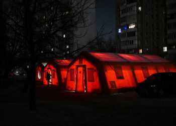 Ucrania a oscuras y bajo cero: El frío como estrategia de guerra de los rusos