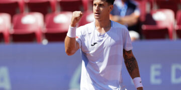 Masters 1000 de París: Ugo Carabelli se sumó a Cerúndolo