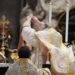 El Vaticano abre un nuevo capítulo: misa tradicional latina vuelve a San Pedro con autorización papal