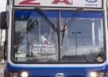 Investigan el ataque con piedras a una unidad de transporte