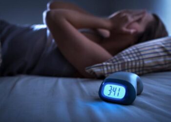 Insomnio crónico: advierten que podría acelerar el riesgo de demencia