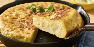 Tortilla de papas española: el secreto de la abuela para que salga perfecta