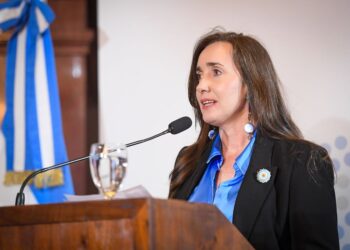 🕊️ Villarruel homenajeó a Rucci y marcó distancia con el Gobierno