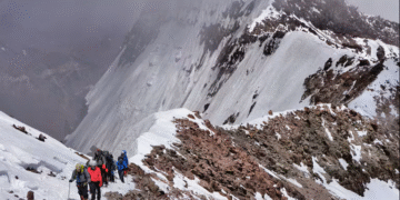 📰 ⛰️ Murió un andinista francés durante el ascenso al cerro Aconcagua