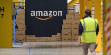 Amazon anuncia el mayor recorte de personal de su historia: 30.000 despidos