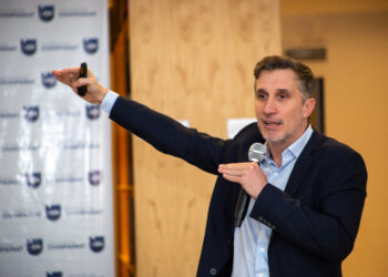 Rapetti advirtió que “se necesita un dólar más alto” y alertó sobre el riesgo político de volver al cepo cambiario