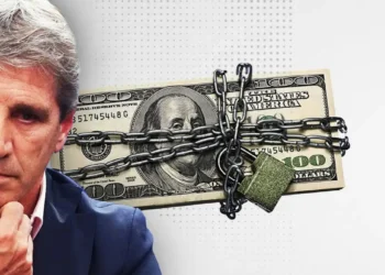 💵 Vuelve la brecha cambiaria y crece la presión devaluatoria tras el cepo impuesto por Milei