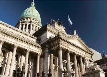 ⚖️💸 Tensión institucional por la deuda: el préstamo del Tesoro de EE.UU. debería pasar por el Congreso