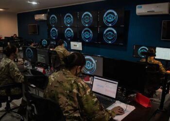 Denuncian irregularidades en licitación millonaria del Comando Conjunto de Ciberdefensa