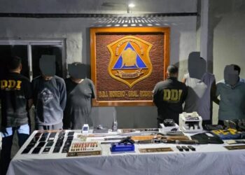 Desbarataron una banda de falsos policías que robó 80 mil dólares de una empresa de turismo