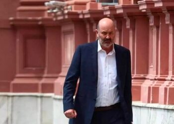 💊 Cristina Kirchner contra Federico Sturzenegger: “La desregulación también puede matar”