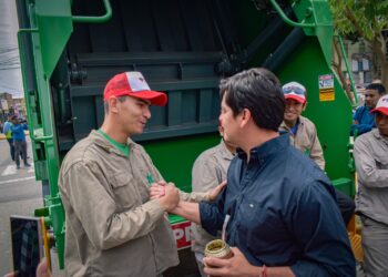 Tartagal moderniza su sistema de recolección con seis nuevos camiones compactadores