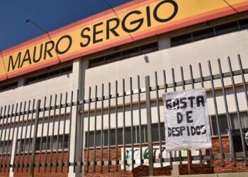 🧶 Crisis textil en Mar del Plata: Mauro Sergio suspende a 175 trabajadores hasta el otoño