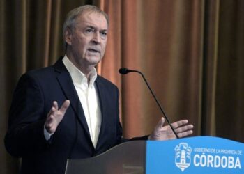 📊 Schiaretti advierte: “El equilibrio fiscal no puede hacerse a los hachazos»