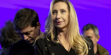 👩‍💼 Karina Milei impone su poder: sin cambios en el Gabinete tras la derrota electoral