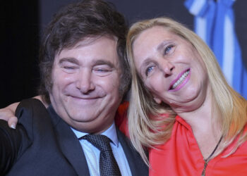 📈💼 Subas selectivas en la Rosada: Karina Milei otorga aumentos del 33% a funcionarios de Presidencia