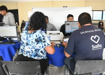 El Móvil de Licencias de Conducir llega al barrio San Benito para facilitar trámites a los vecinos