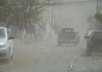 Alerta naranja por viento Zonda en Salta: advierten riesgos y medidas de prevención