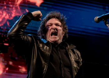 🦁 Milei se presenta en el Movistar Arena: rock, política y relanzamiento electoral