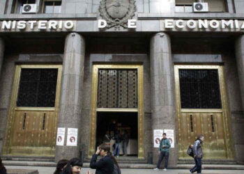 🇦🇷 Argentina vuelve a tomar deuda tras ocho años con un bono en dólares