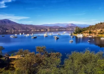 Coronel Moldes: Control de carnets, guías de pesca y concursos en el dique Cabra Corral