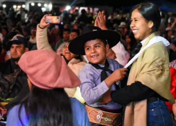 El Seclanteño vuelve a encender los Valles Calchaquíes con una noche de música, tradición y cultura
