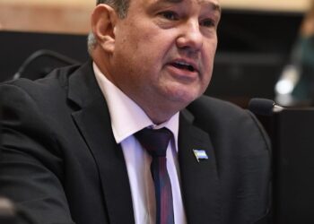 Vecinos y dirigentes celebran el inicio de obras en la Ruta 34 tras un amparo colectivo