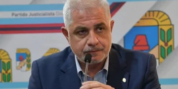 Ausencias que pesan: Pablo Outes faltó a la mitad de las sesiones en Diputados y crecen los cuestionamientos