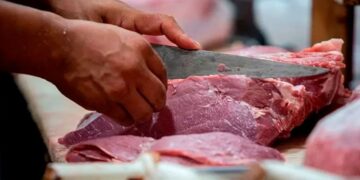 Carniceros alertan: la exportación impulsa una suba del 20% en el precio de la carne