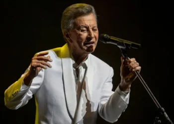 Palito Ortega vuelve a Salta con un show inolvidable en el Teatro Provincial