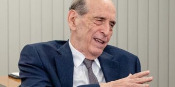 📊 Arriazu advierte: “Sin respaldo electoral, el dólar se dispara»