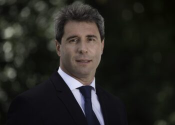 🌟 Sergio Uñac levanta el perfil y busca consolidarse en el peronismo