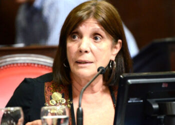 📋⚠️Tensión en el peronismo bonaerense: Teresa García critica el armado de listas del “axelismo”