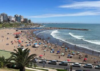 📉 Turismo en pausa: caen los viajes y el consumo gastronómico en Argentina