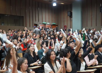 Más de 300 nuevos profesionales se gradúan en la UNSa
