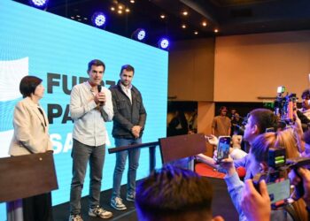 Urtubey llamó a la unidad de la oposición en Salta