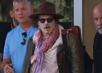 Johnny Depp ya está en Argentina: llegó en vuelo privado y tendrá una agenda cargada